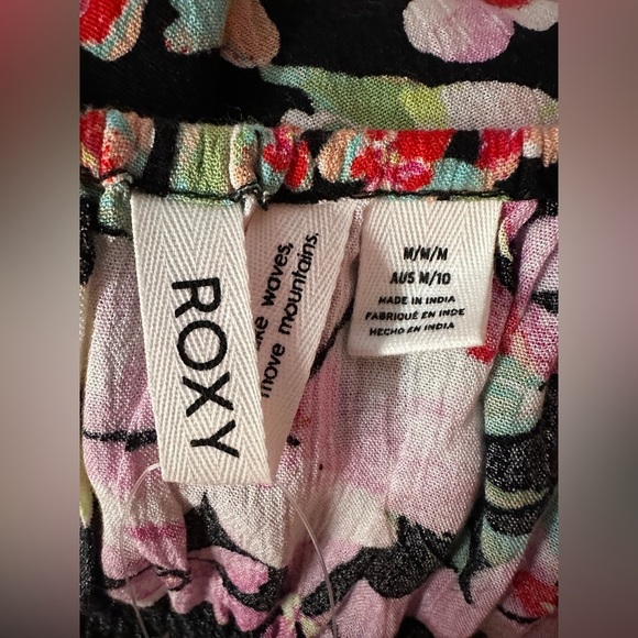 ROXY ~ Women’s Hawaiian Floral Dress or Cover-Up Elastic Stretch size M - Picture 3 of 9